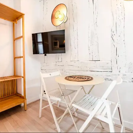 Pour 2 Personnes Apartment *